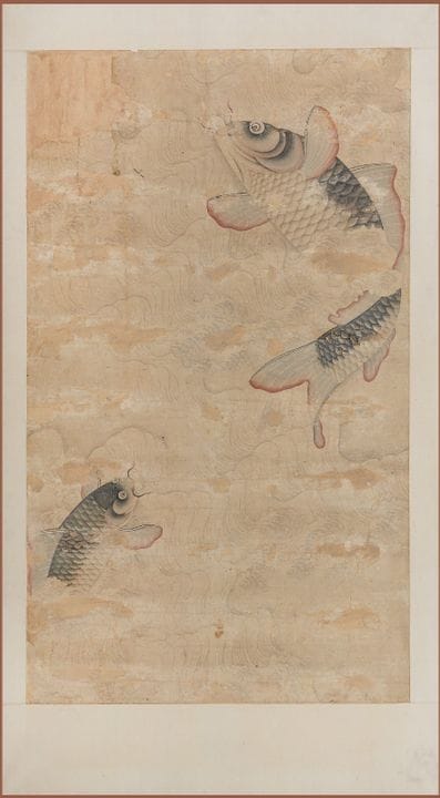 绘于米纸上，中国，18-19世纪，描绘了两条鲤鱼；有缺损和磨损。
130x77 厘米