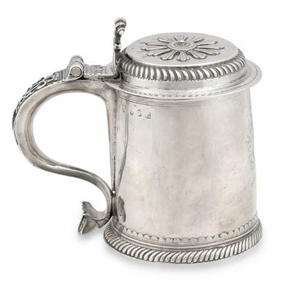 FLACHER REGINA-ANNA-BIERKRUG AUS SILBER, LONDON, 1
