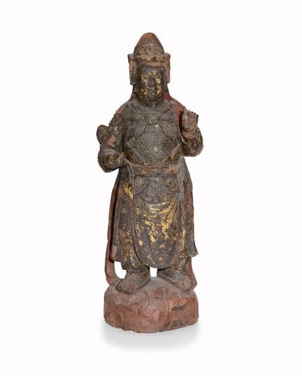 GRANDE FIGURE DE DIVINITÉ EN BOIS PEINT ET DORE AV