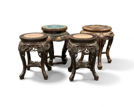 QUATRE SOCLES À VASES EN BOIS, CHINE, XXe SIÈCLE, 