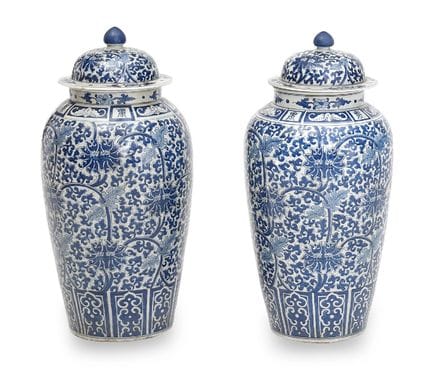 PAIRE DE POTICHES EN PORCELAINE, CHINE, XIXe SIÈCL