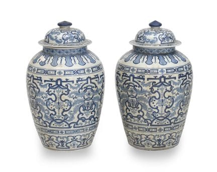 PAIRE DE POTICHES EN PORCELAINE, CHINE, XIXe SIÈCL