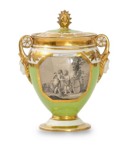 LARGE PORCELAIN SUGAR BOWL WITH LID, VIENNA, 1822,