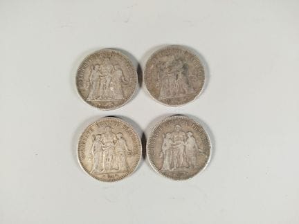 Set composto da quattro monete da 5 franchi in arg