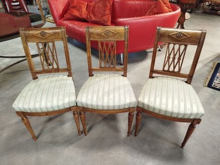 Set aus drei Stühlen im Directoire-Stil aus gebeiz
