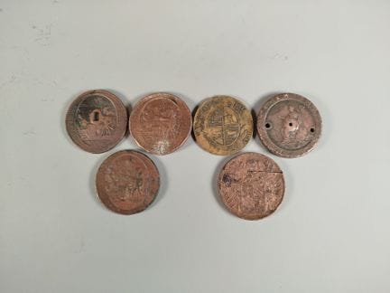 Eine Sammlung bestehend aus drei „Monnerons“ zu je