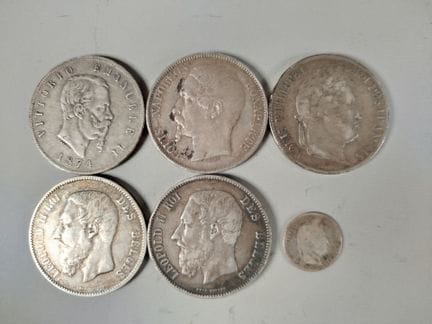Serie di sei monete in argento 900, comprendente u