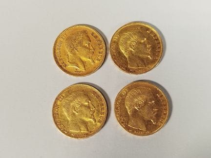 Serie di quattro monete da 20 franchi in oro 900 N