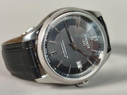 天梭（TISSOT）：Powermatic 80 Chronometer 自动上链机械机芯腕表，不锈