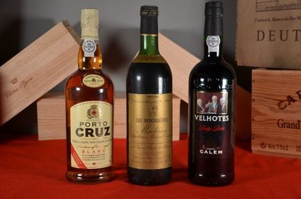 三瓶装组合，包括：1983年份蒙塔尼耶尔马迪兰红葡萄酒，一瓶（液位至瓶肩中部）/// 75 cl 波