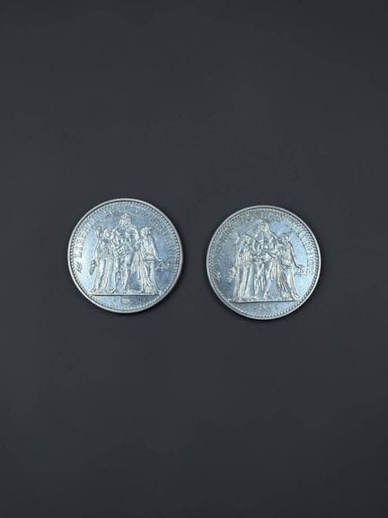 Set of two 10-franc silver "Hercules" coins from 1