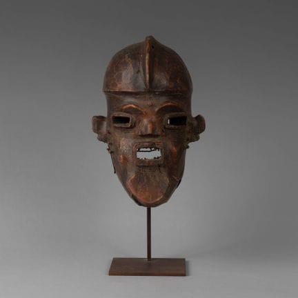 Widekum-Maske
Nigeria
Holz und Leder
Höhe: 43 cm

