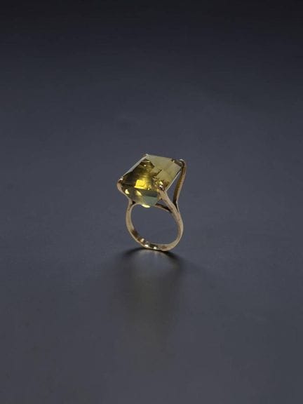 Anillo de oro rosa de 9 quilates (375/1000) con un