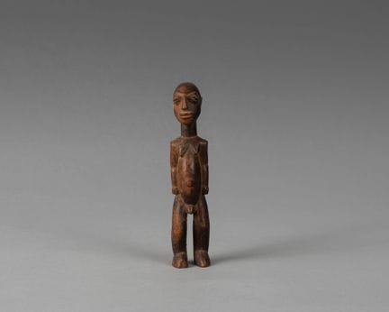 Lobi-Statue
Burkina Faso
Holz
Höhe: 19,5 cm

Exper