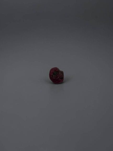 Raw ruby, approximately 7.23 carats