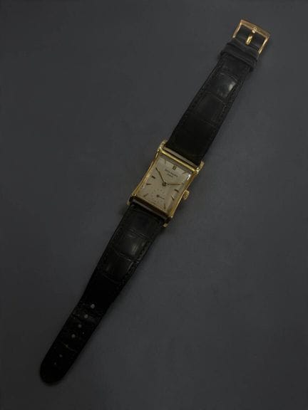 PATEK PHILIPPE
„Hour Glass“
Armbanduhr in rechteck