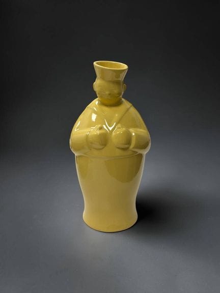 ROBJ - Lussemburgo
Brocca in maiolica smaltata di 