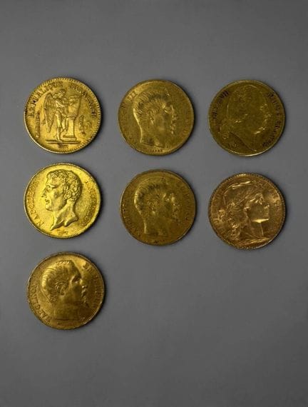 Set of 7 20-franc gold coins, consisting of:

- 3 