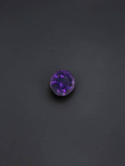 Round amethyst, 9.8 mm, approximately 3.35 carats