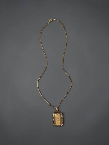 Collana in oro giallo 18 carati (750/1000) con mag