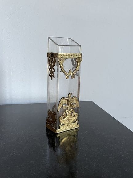 E. GALLARD, en Tours
JARRÓN de cristal con montura