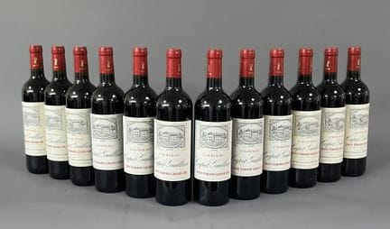 [Bordeaux]. 12 bouteilles de Château Capet Guillie