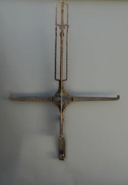 [Art populaire]. IMPORTANTE CREMAILLERE de cheminé