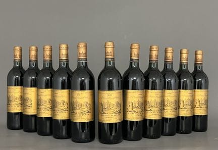 11 bouteilles de Château d'Isssan, Margaux, 1989.
