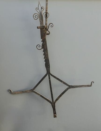 [Art populaire]. IMPORTANTE CREMAILLERE de cheminé