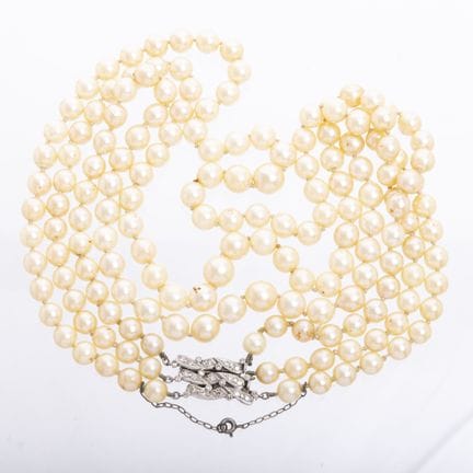 Collana a tre fili di perle del diametro di 8 mm, 