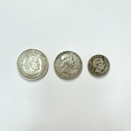 Tre monete d'argento: Uruguay: 10 pesos del 1961 (