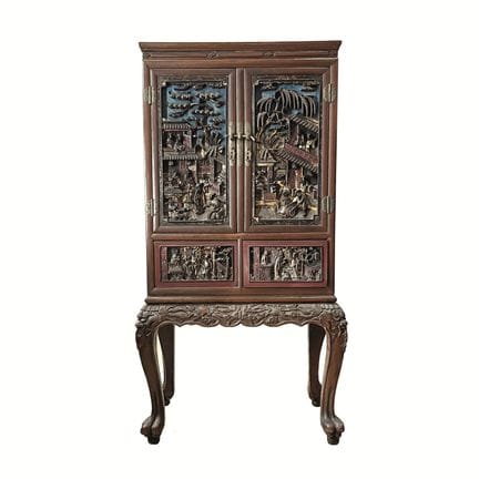 Meuble chinois à deux portes et deux tiroirs, avec