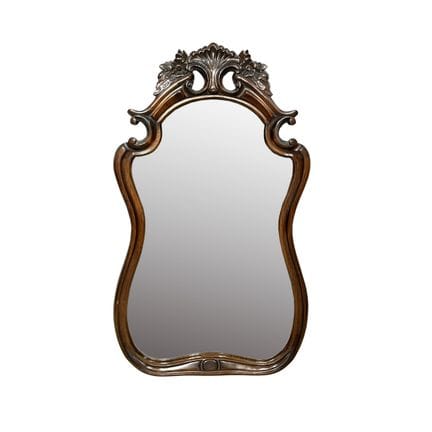 Miroir mural avec cadre en bois sculpté de style L