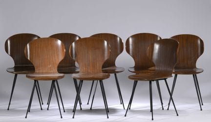 Opera ITALIANA degli anni ’60
Serie di otto sedie

