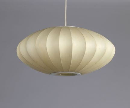 Opera degli anni '70
Modello COCOON
Lampada a sosp