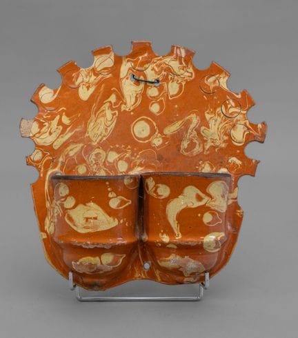 * Portaposate da parete
In terracotta smaltata con
