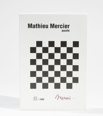 Mathieu MERCIER (geb. 1970)
Ohne Titel (Chess Boar