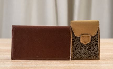 LANCEL 
Cartera de piel marrón 
H. 11 cm - L. 19 c