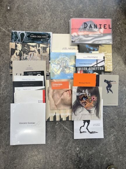 A significant collection of monographic catalogs b