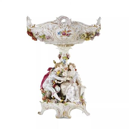 GRAND COMPOTIER À FRUITS EN PORCELAINE. CARL THIEM