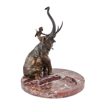 FRANZ BERGMAN. VIDE-POCHE EN BRONZE VIENNOIS À LÉL