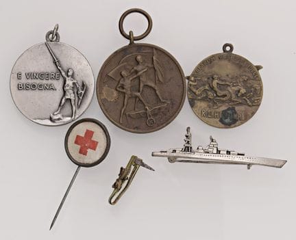 Multiple Lots - HONORS A lot consisting of 3 Itali