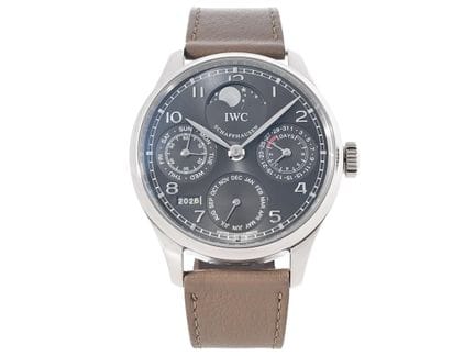 IWC, Schaffhausen, Portugués con calendario perpet
