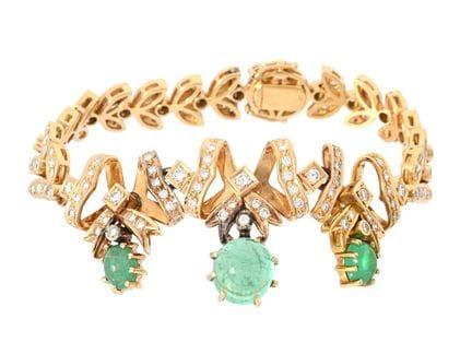 BRACELET, 18K Gold, 3 Smaragde im Cabochonschliff 