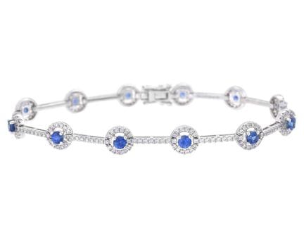 ARMBAND, 18 Karat Weißgold, 12 runde, facettierte 