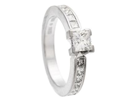 EFVA ATTLING, anello, Rock Star Ring, oro bianco 1
