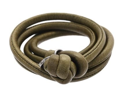 OLE LYNGGAARD, bracelet, cuir vert, taille S.