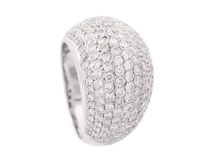 RING, 18K white gold, 217 brilliant cut diamonds a