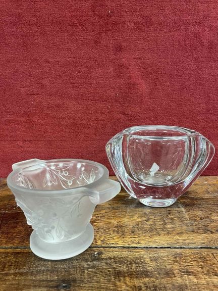 DAUM FRANCE 
Vaso ovale in cristallo 
Firmato 
Alt