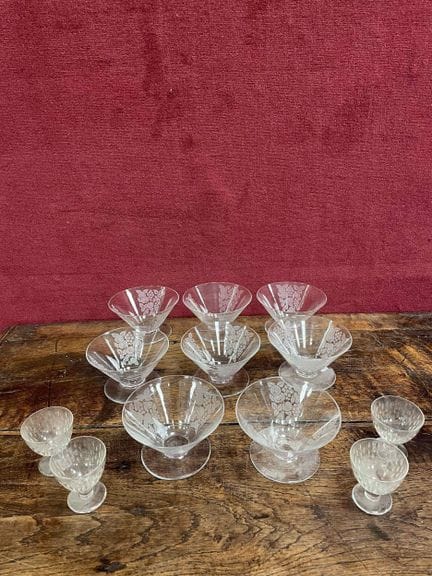 BACCARAT 
Otto coppe da champagne in cristallo con
